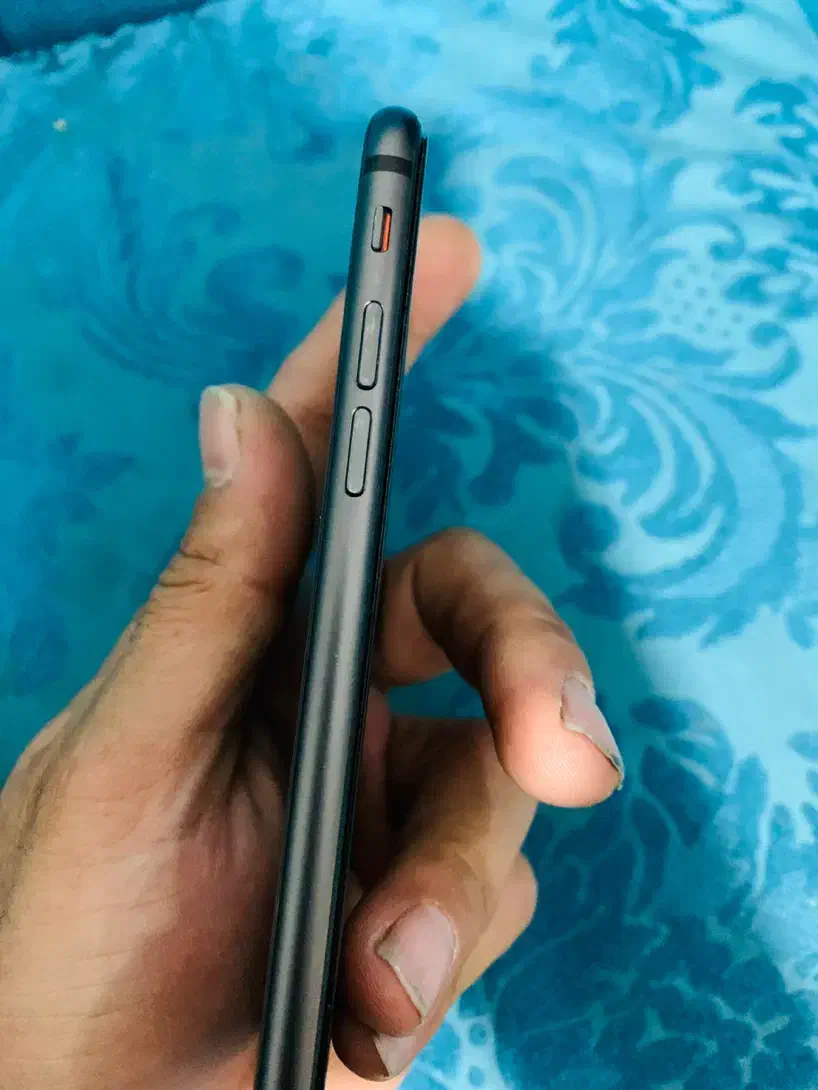 Iphone 8 64G LLA B77|موبایل|کرمان, |دیوار