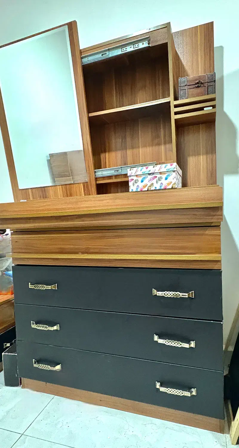 سرویس خواب|تخت و سرویس خواب|شوش, |دیوار