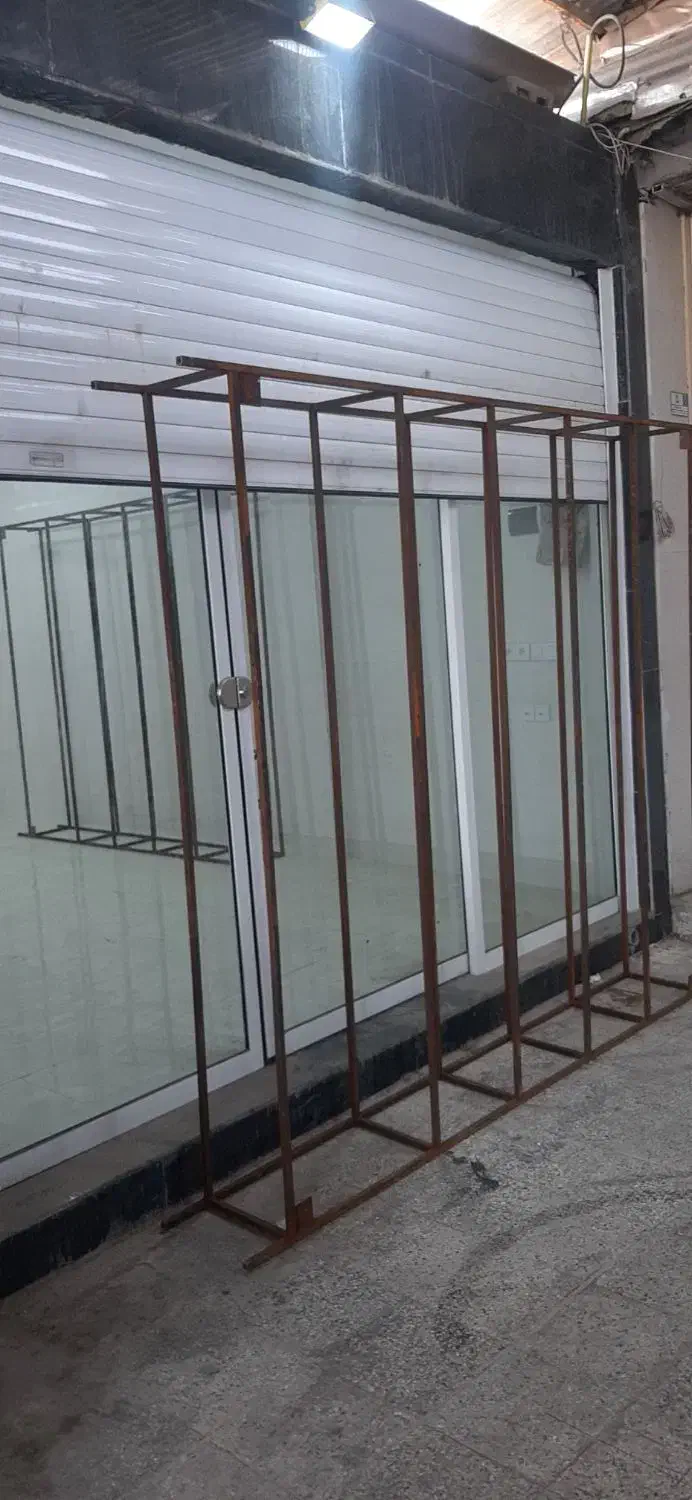 اجاره مغازه ۲۸ م تجاری در مرکز بازار خشکباری|اجارهٔ مغازه و غرفه|بندر گناوه, |دیوار