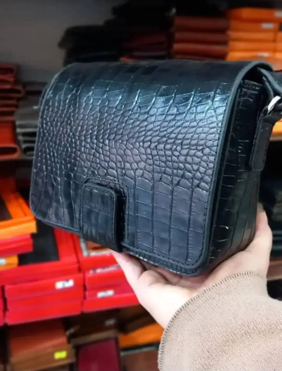 کیف چرم طبیعی|کیف، کفش، کمربند|اردبیل, |دیوار