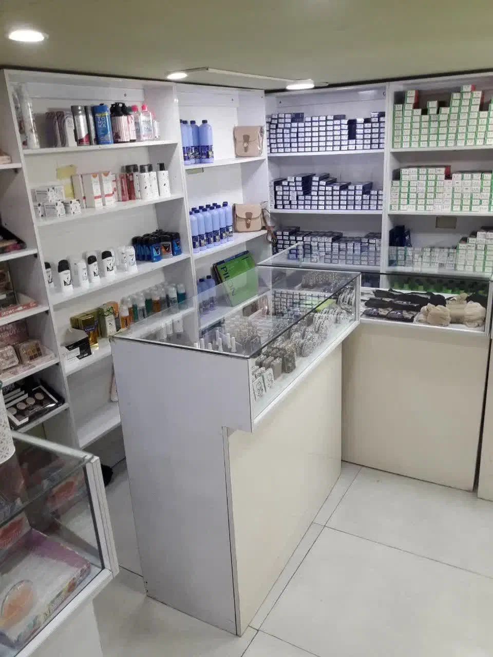 قفسه وویترین|فروشگاه و مغازه|فردیس, قریشی|دیوار