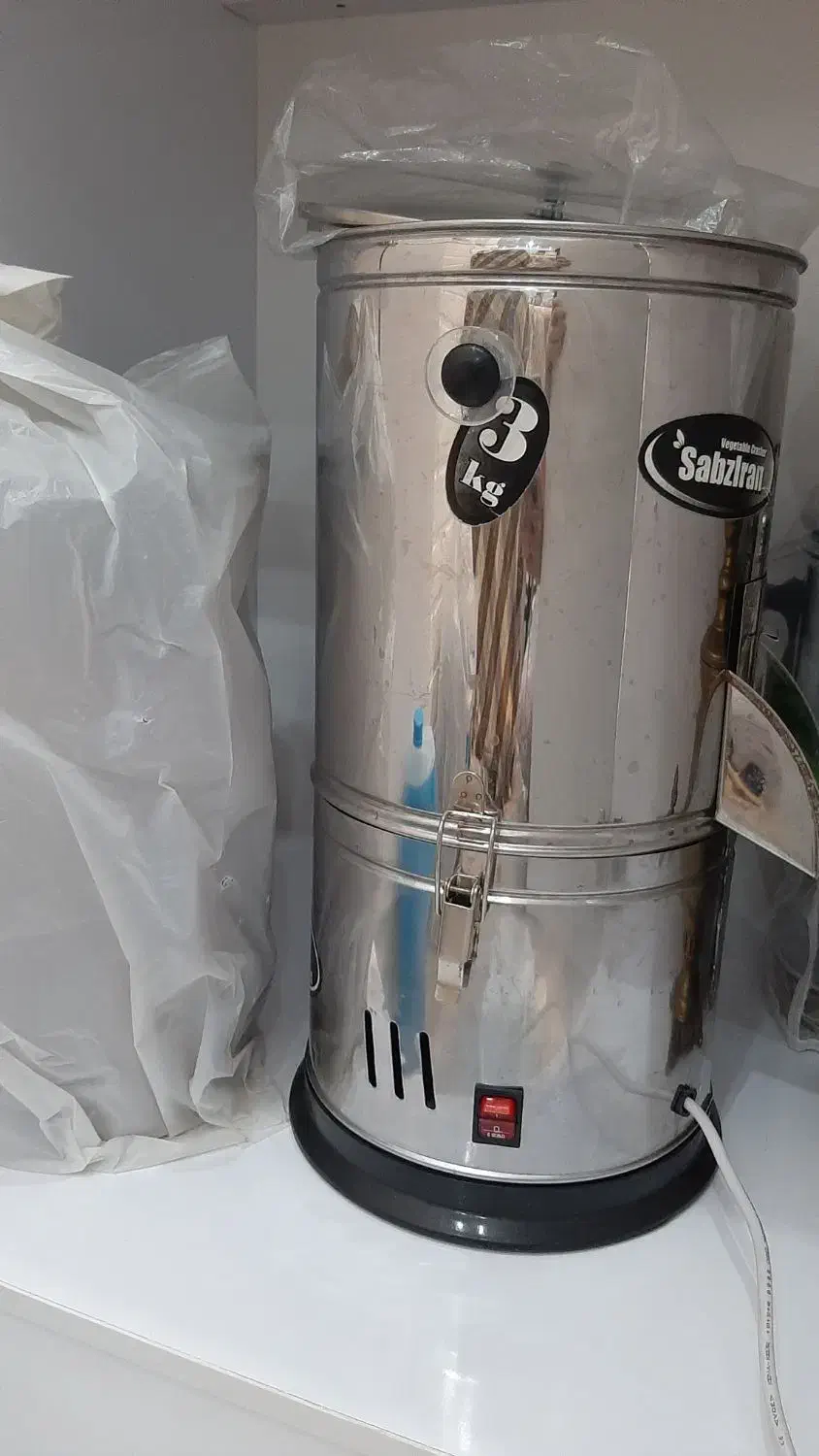سبزی خورد کن ۳ کلیویی|خردکن، آسیاب، غذاساز|رشت, منظریه|دیوار