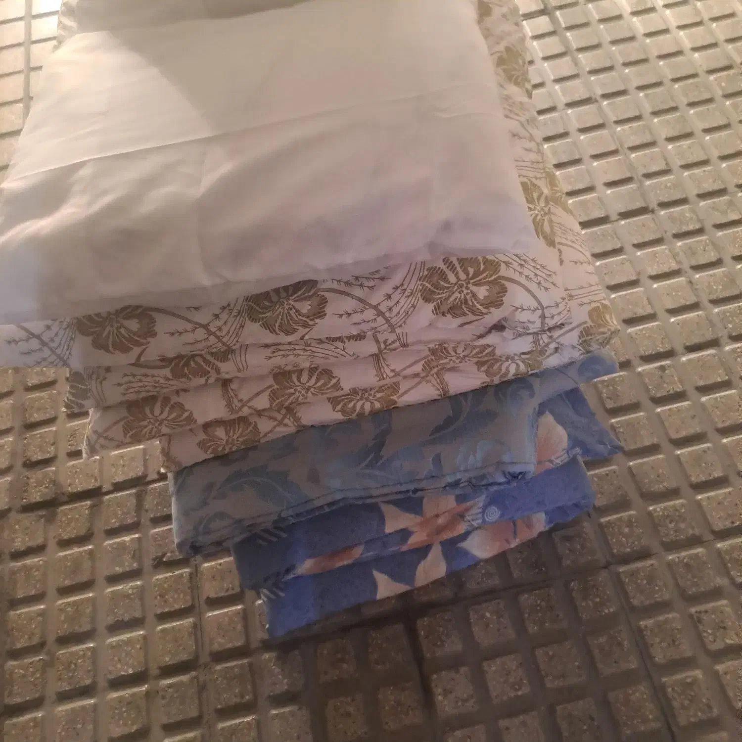 تشک و پتو|رختخواب، بالش، پتو|تهران, افسریه شمالی|دیوار