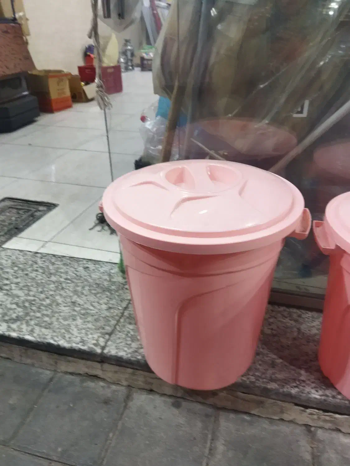 سطل|ظروف نگهدارنده، پلاستیکی، یک‌بارمصرف|تهران, خاک سفید|دیوار