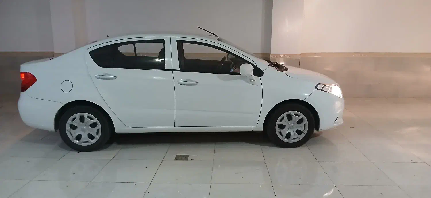 برلیانس سفید ۹۶|خودرو سواری و وانت|زنجان, |دیوار