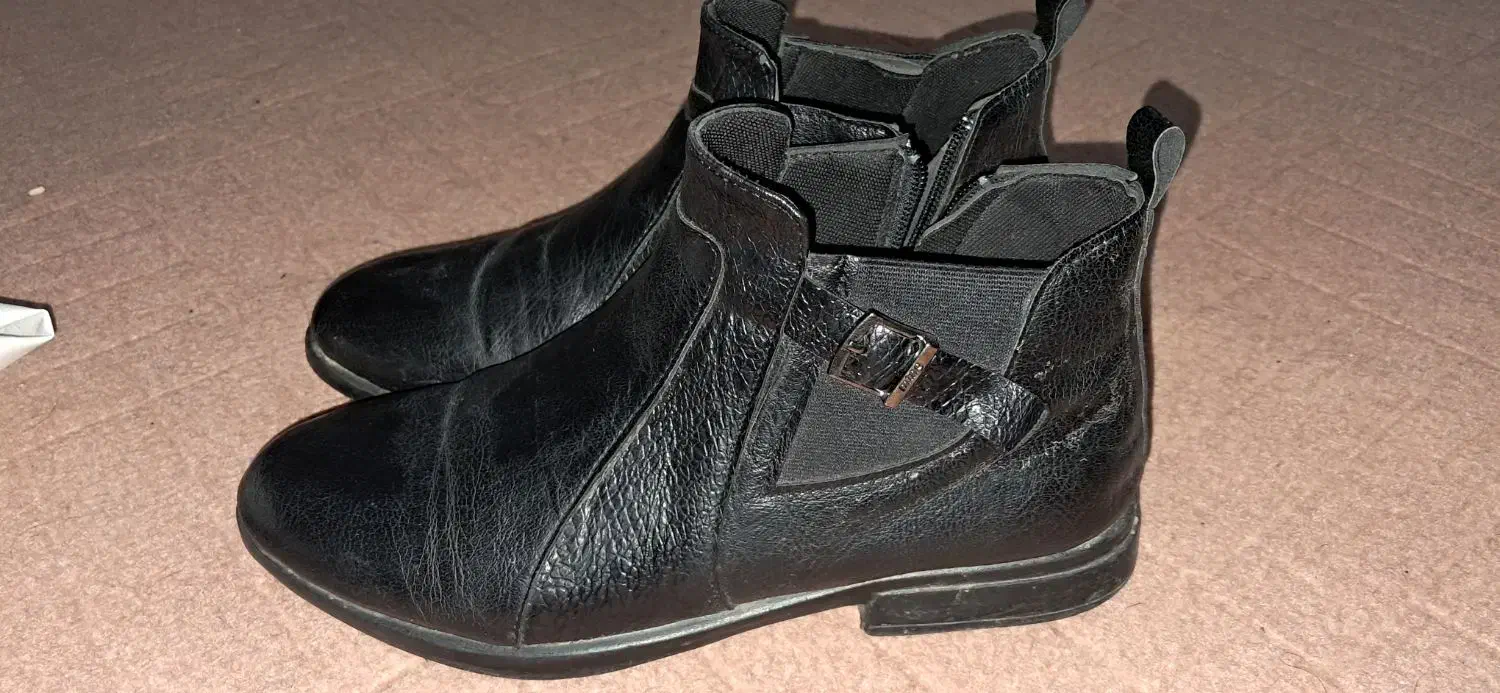 پوتین کفش کیف|کیف، کفش، کمربند|اردبیل, |دیوار