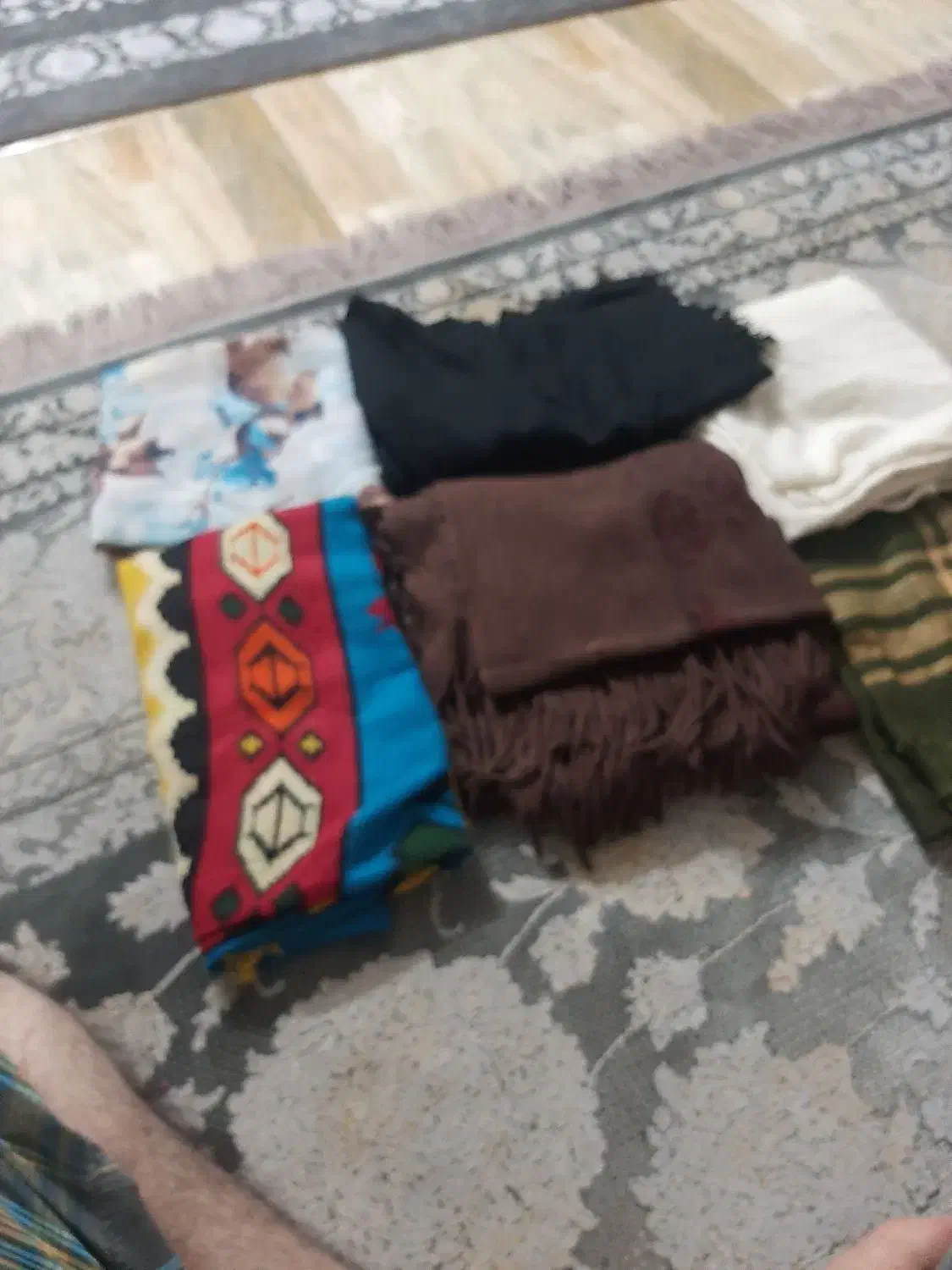 به تعداد 6 عدد شال زنانه جهت فروش|لباس|ساوه, |دیوار