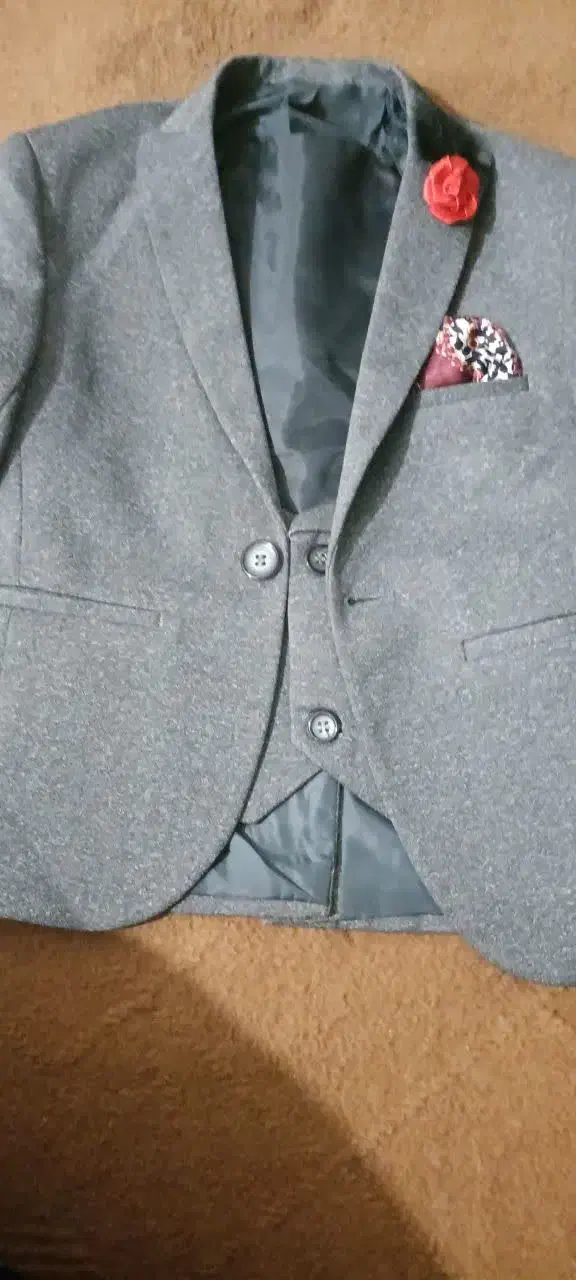 کت و شلوار|لباس|هشتگرد, فاز ۷ مهستان|دیوار