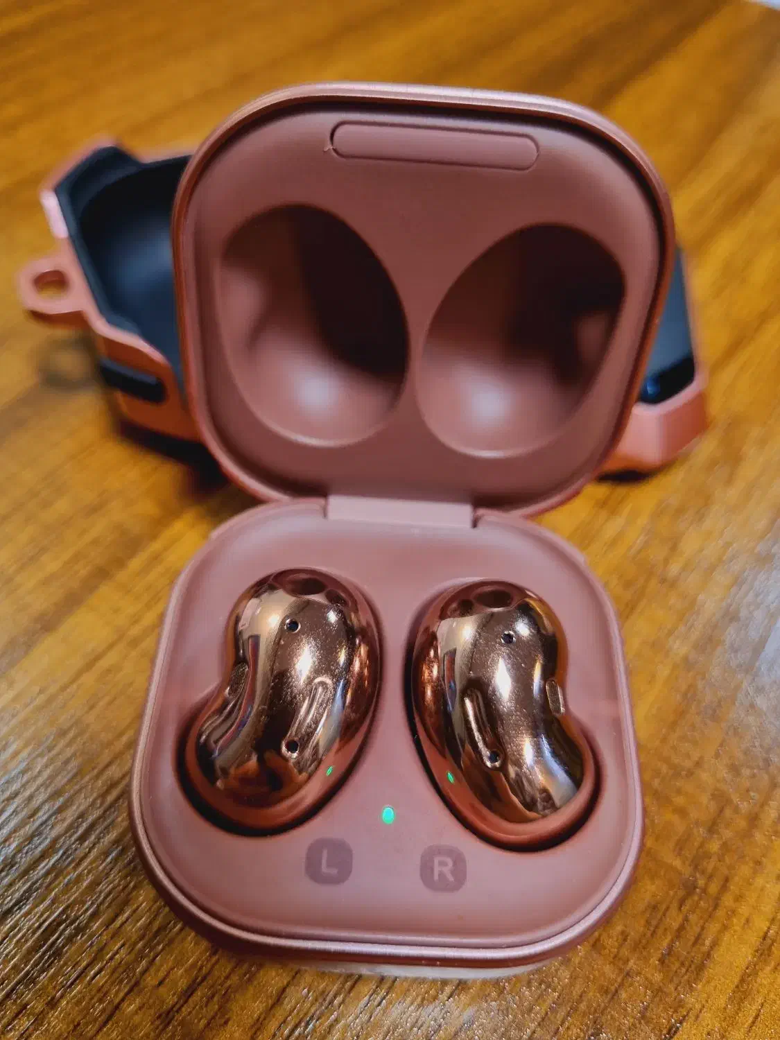 galaxy Buds live|لوازم جانبی موبایل و تبلت|تهران, شیراز|دیوار