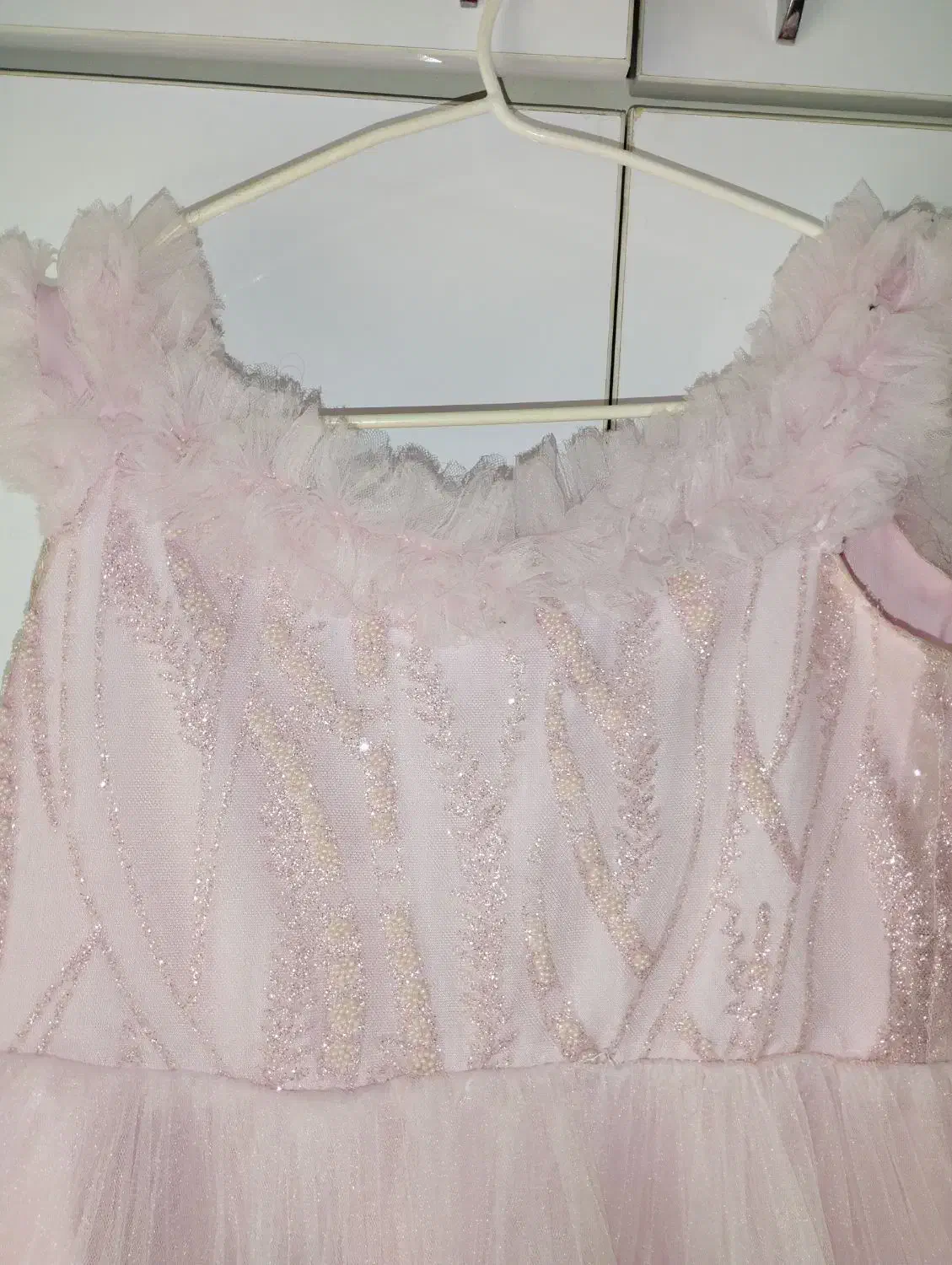 مجلسی بچه گانه|لباس|گالیکش, |دیوار