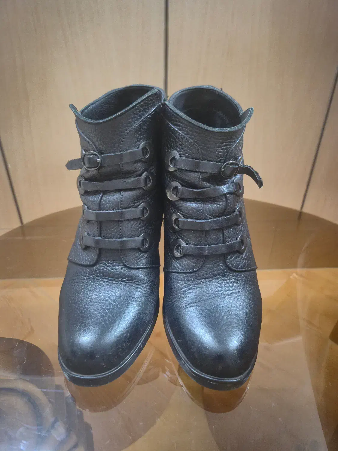 نیم بوت چرم طبیعی|کیف، کفش، کمربند|اصفهان, شهرک میلاد|دیوار