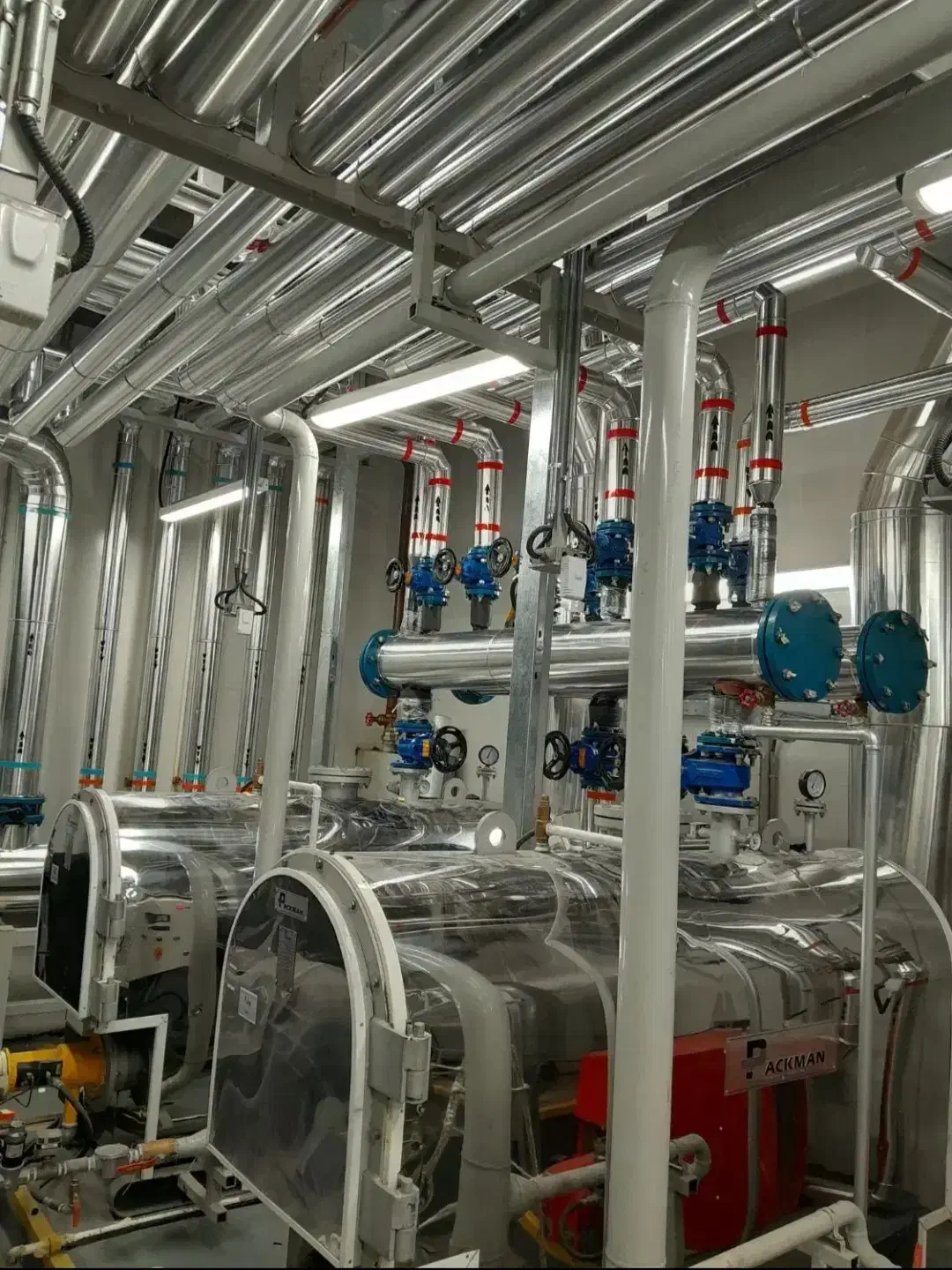 اجرای عایقکار کاورکاری لوله های حرارت وبرودت ومخزن|خدمات پیشه و مهارت|یزد, |دیوار