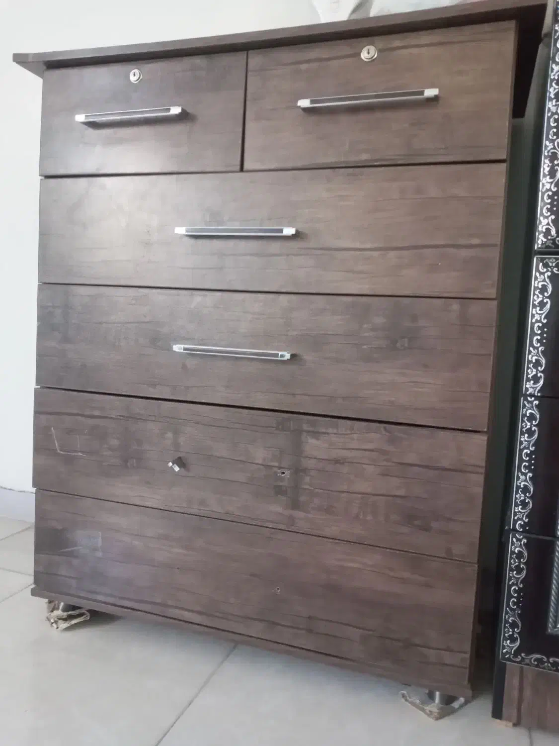 دراور|جاکفشی، کمد، دراور|فولادشهر, B1|دیوار