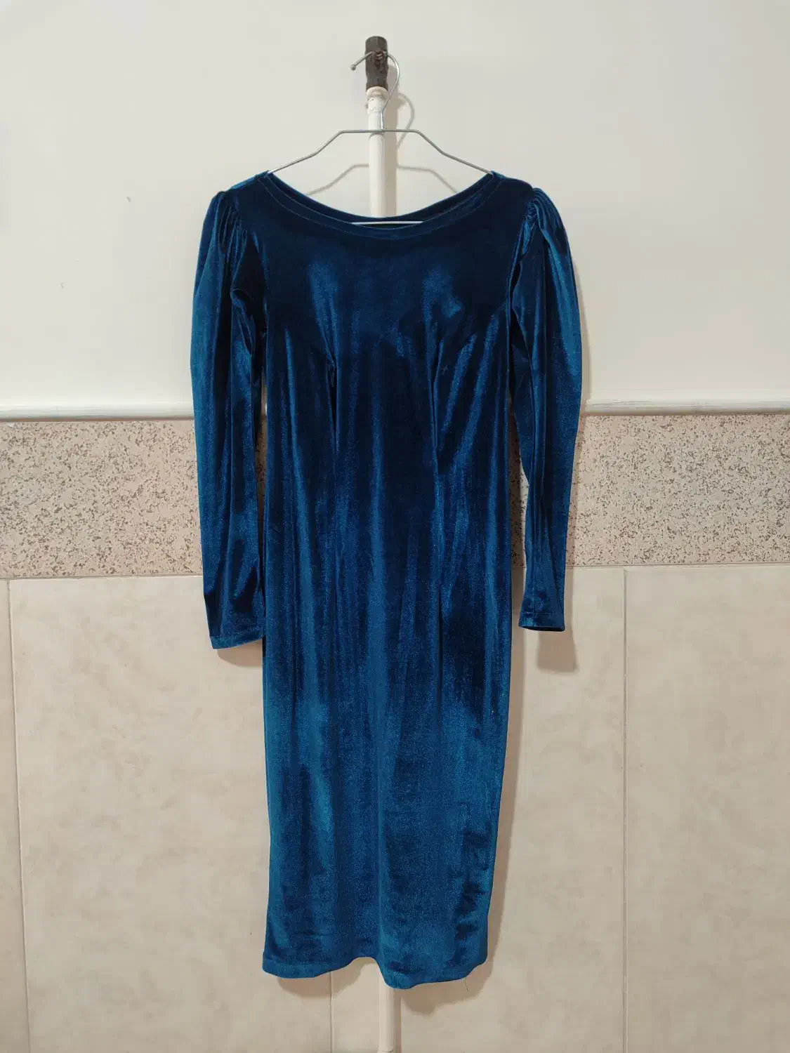 لباس مجلسی|لباس|قم, باسکول|دیوار