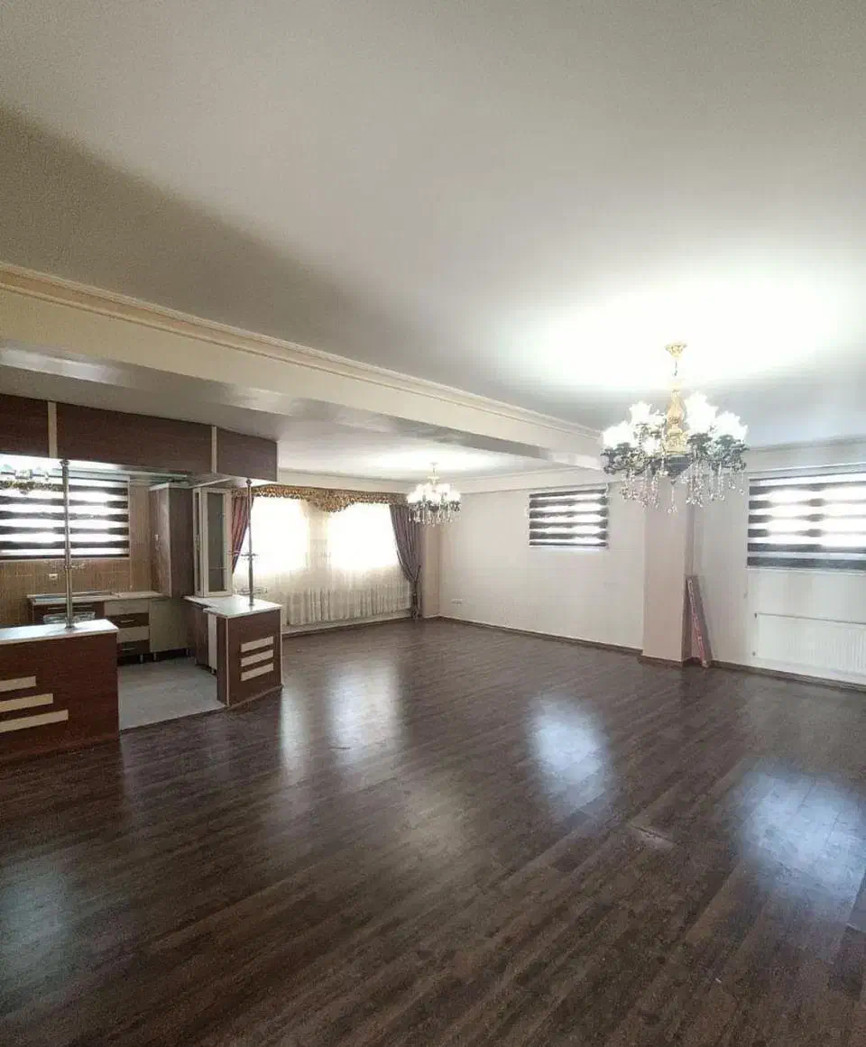 کاغذدیواری پوسترپی وی سی|خدمات پیشه و مهارت|سقز, |دیوار