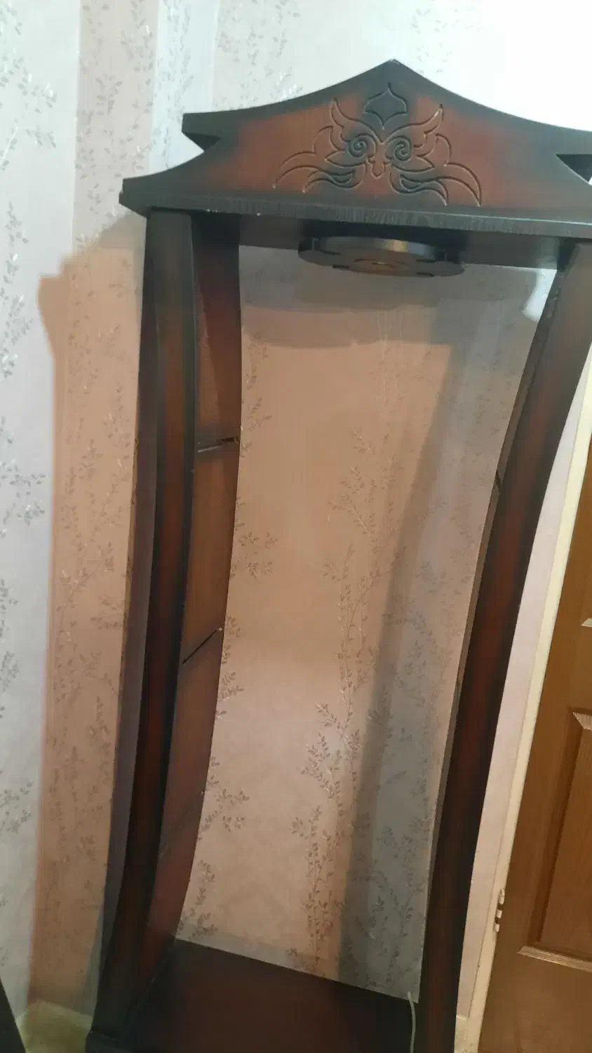 ویترین و میز تلوزیون|بوفه، ویترین، کنسول|شاهینشهر, فردوسی|دیوار