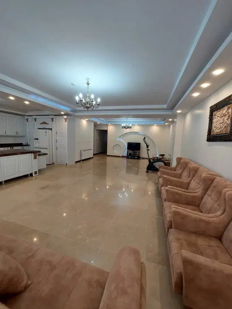 ۱۵۵متر تکواحدی ۲پارکینگ مشابه نوساز خ فرخی، تخلیه