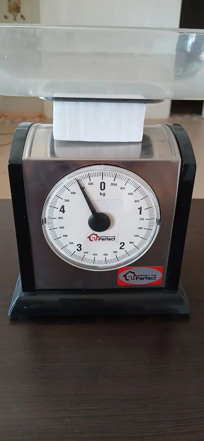 ترازو|ظروف پخت‌وپز|ملایر, |دیوار