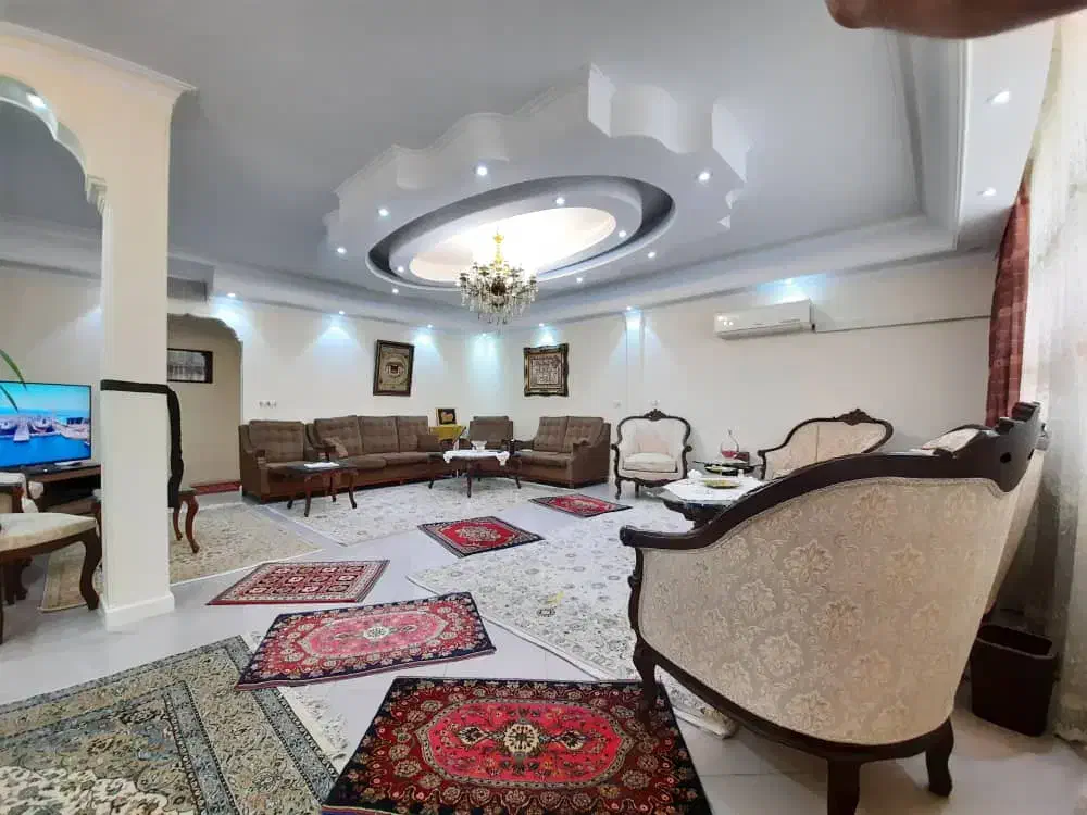 ۱۳۵ متر / ۲خواب / فرعی دنج / ویو مشجر|فروش آپارتمان|تهران, قلهک|دیوار