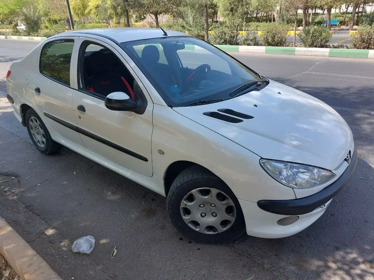 2دستگاه206اتوماتV9فرانسوی کم کاربی رنگ رخ۱۴۰۰خانگی|خودرو سواری و وانت|اصفهان, آبشار|دیوار