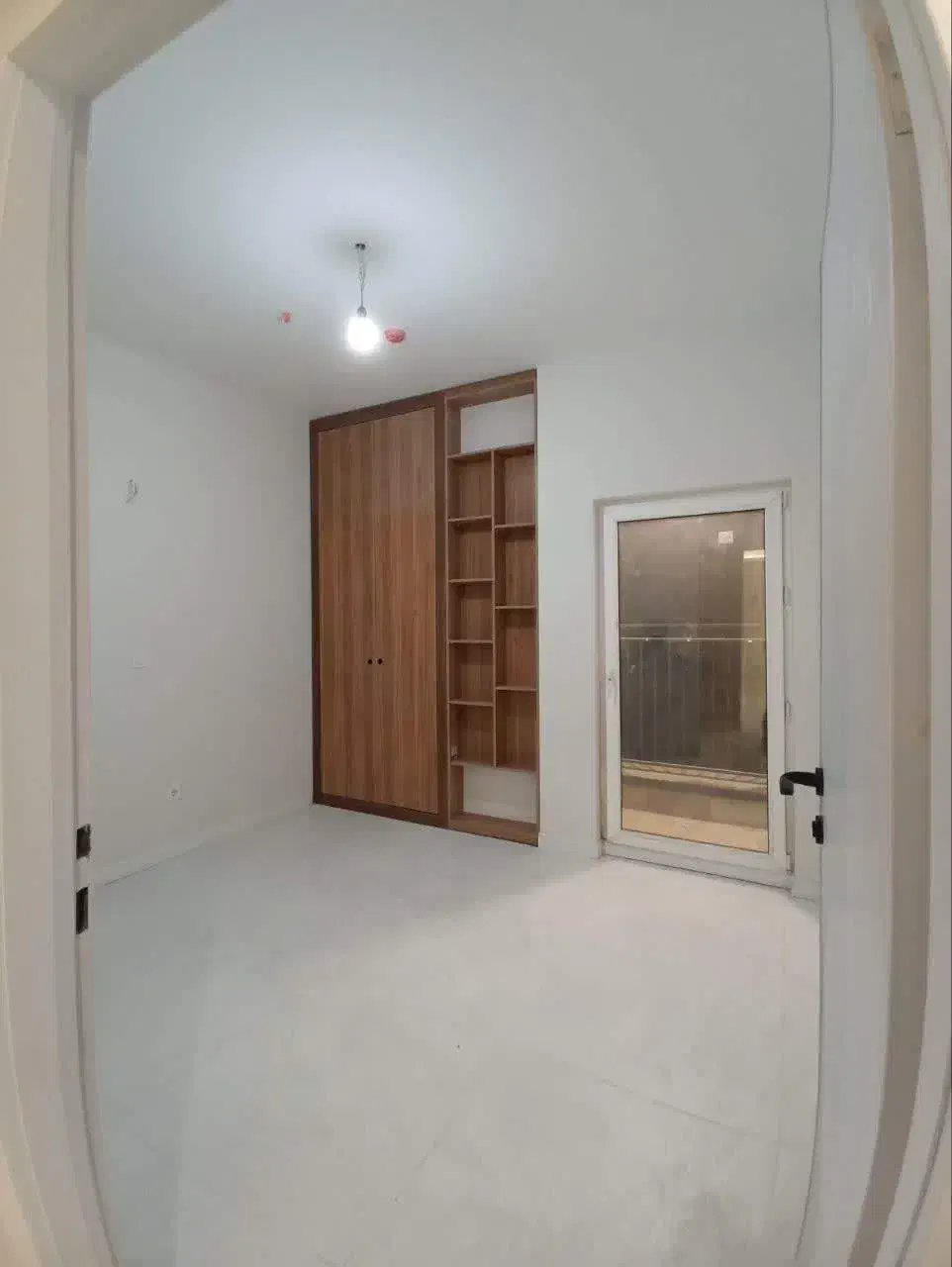 ۱۵۵ متری، کلید نخورده، شیک