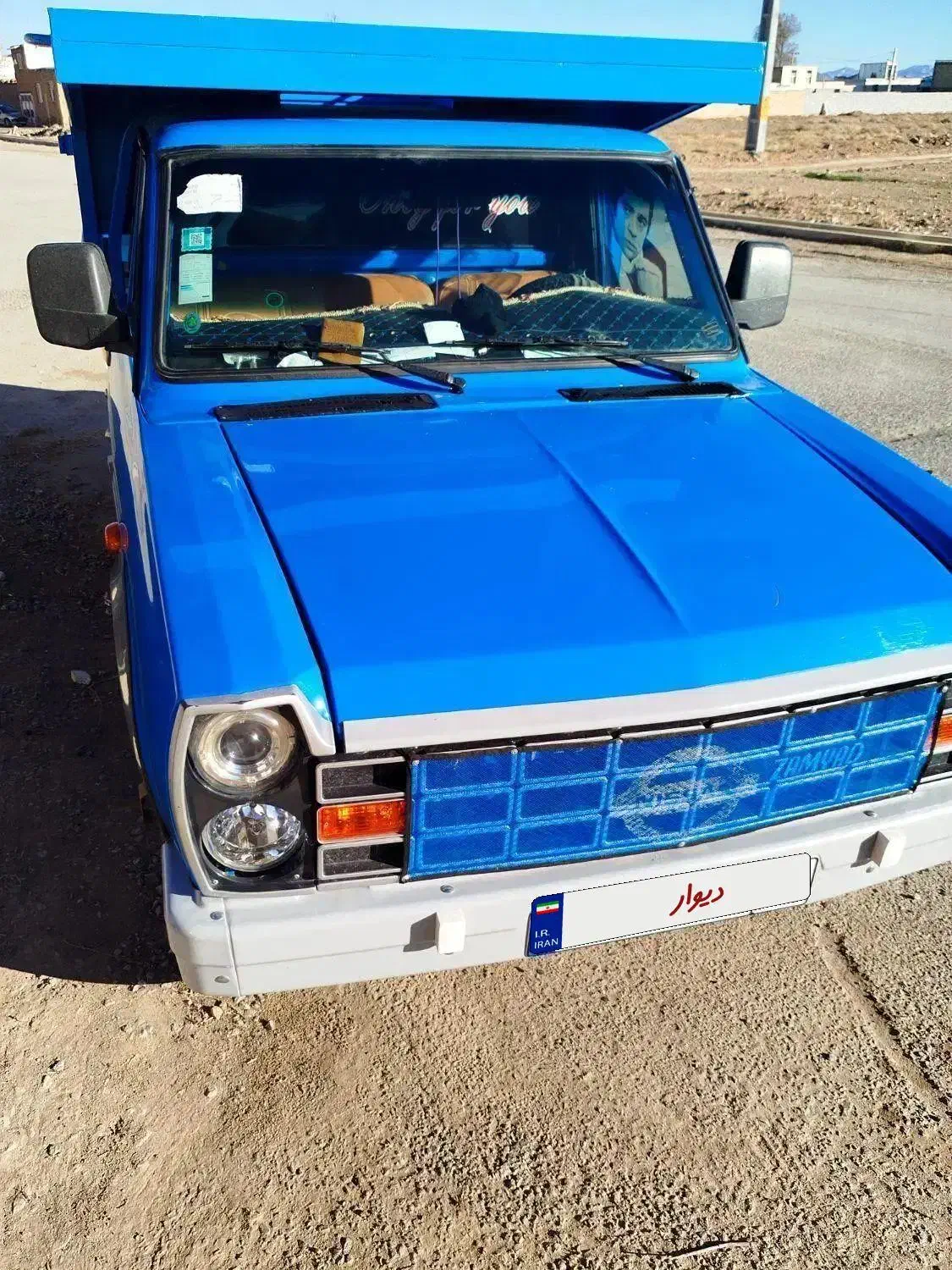 نیسان 1403|خودرو سواری و وانت|بروجن, |دیوار