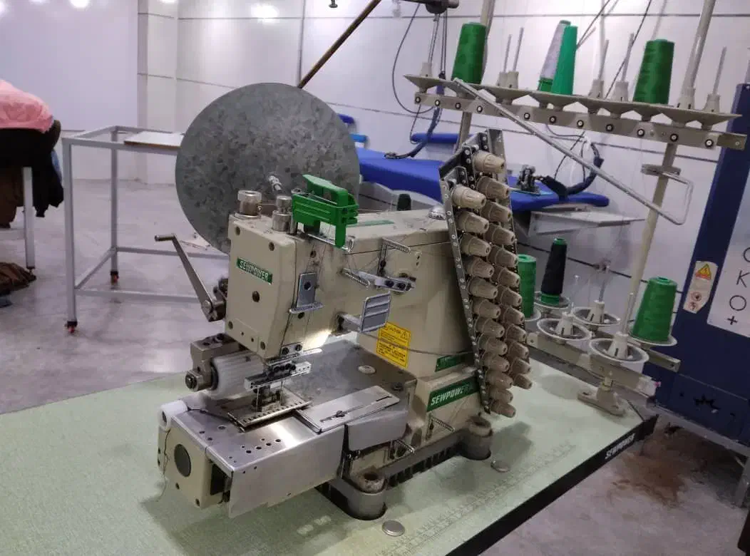 کشدوز نواردوز ۱۲ سوزنه|چرخ خیاطی و ریسندگی|مشکیندشت, |دیوار