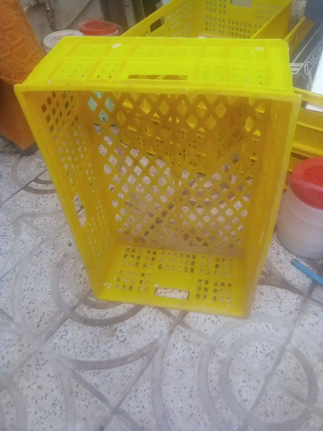 باسلام ۶عددسبدسبزی درحدنو سال بفروش میرسد.فوری|ظروف نگهدارنده، پلاستیکی، یکبارمصرف|محمدشهر, شهرک چمران|دیوار