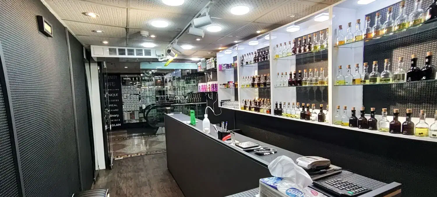 مغازه ۱۷متری در مجتمع تجاری دنیای نور (ب رسالت)|فروش مغازه و غرفه|تهران, شمس‌آباد|دیوار