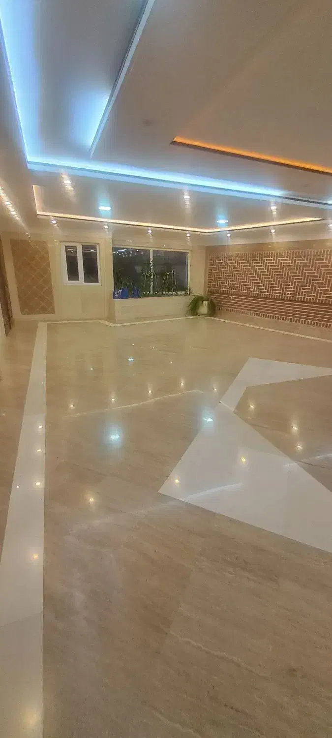 اندرزگو سلیمی شمالی 160متر سه خوابه دومستر