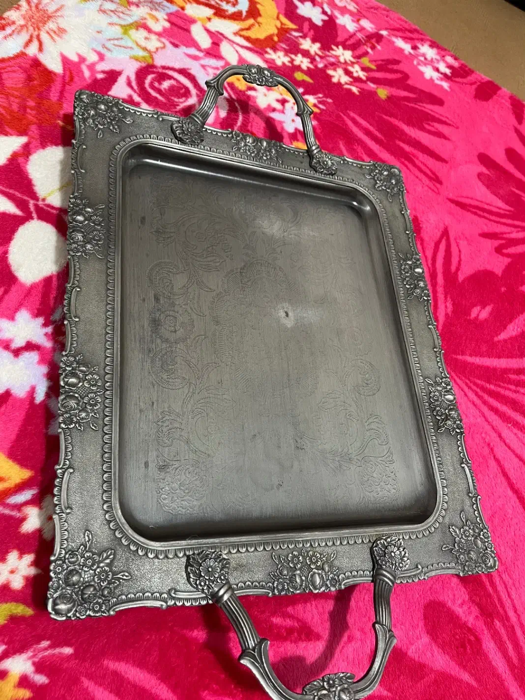 دوعددسینی مجلسی|ظروف سرو و پذیرایی|رشت, چمارسرا|دیوار