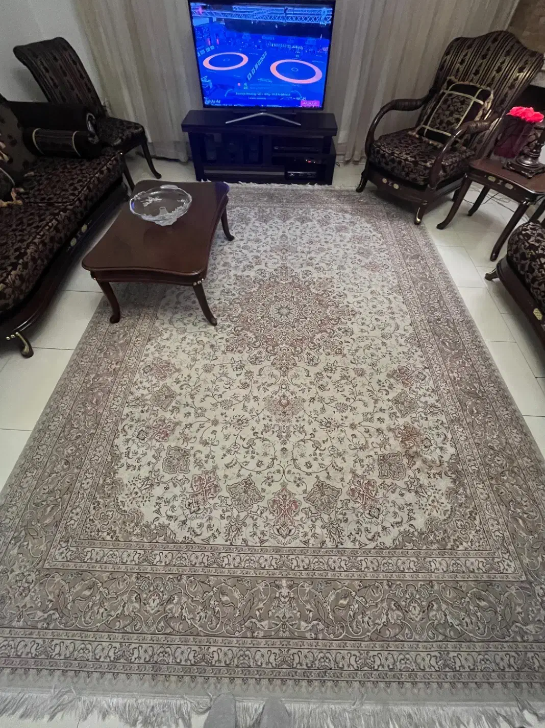 فرش|فرش|پردیس, فاز ۲|دیوار