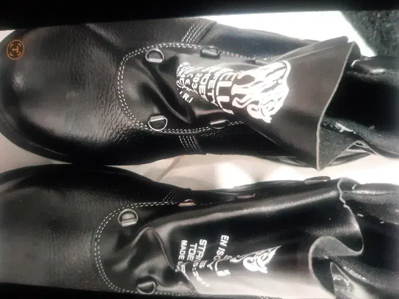 کفش ایمنی|کیف، کفش، کمربند|سیرجان, |دیوار