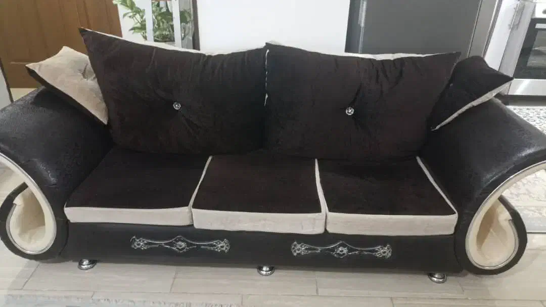 یه دست مبل  تمیز فروشی|مبلمان خانگی و میز عسلی|کنارک, |دیوار