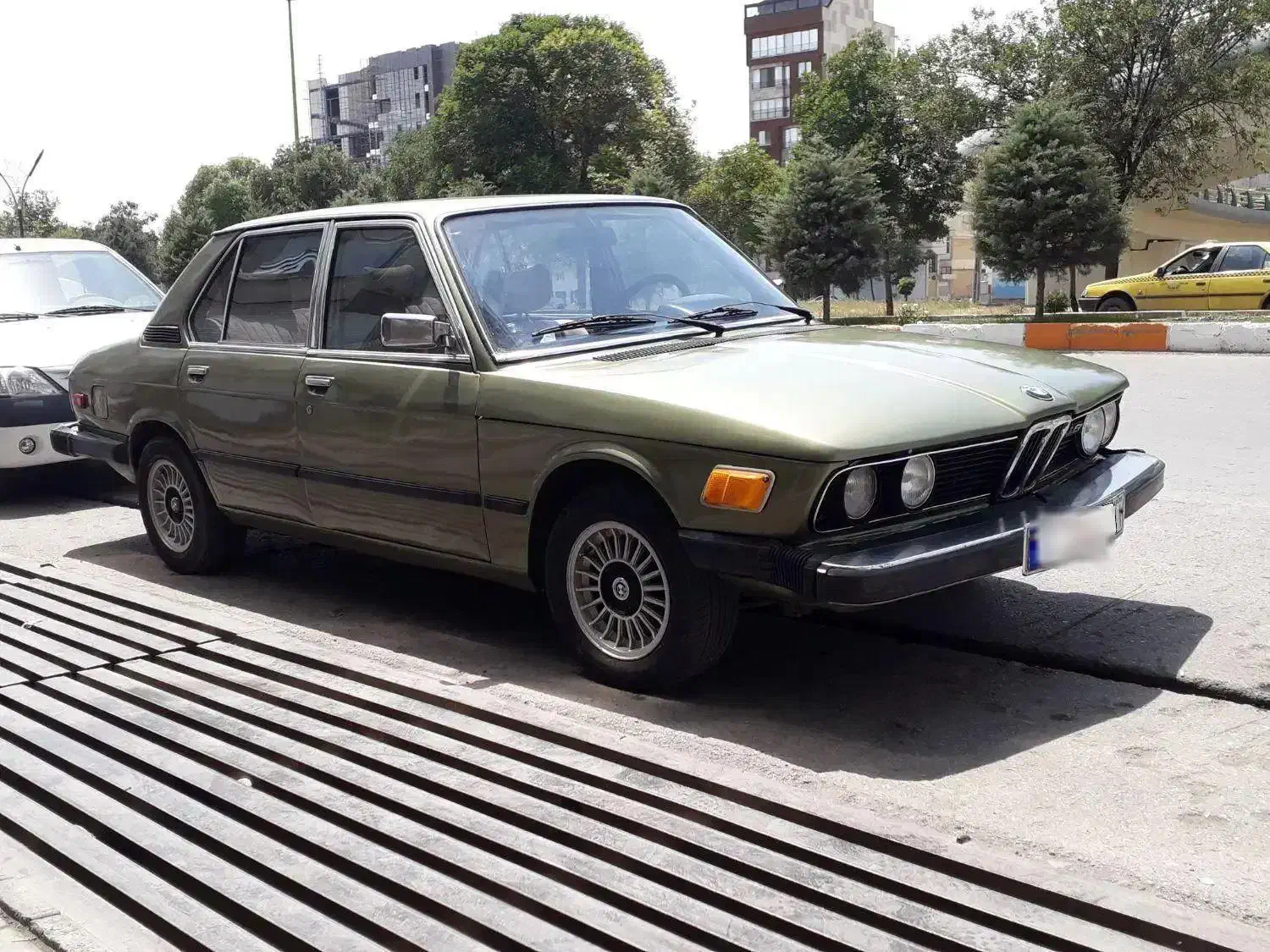 بی ام و ۵۱۸|خودرو کلاسیک|اردبیل, |دیوار