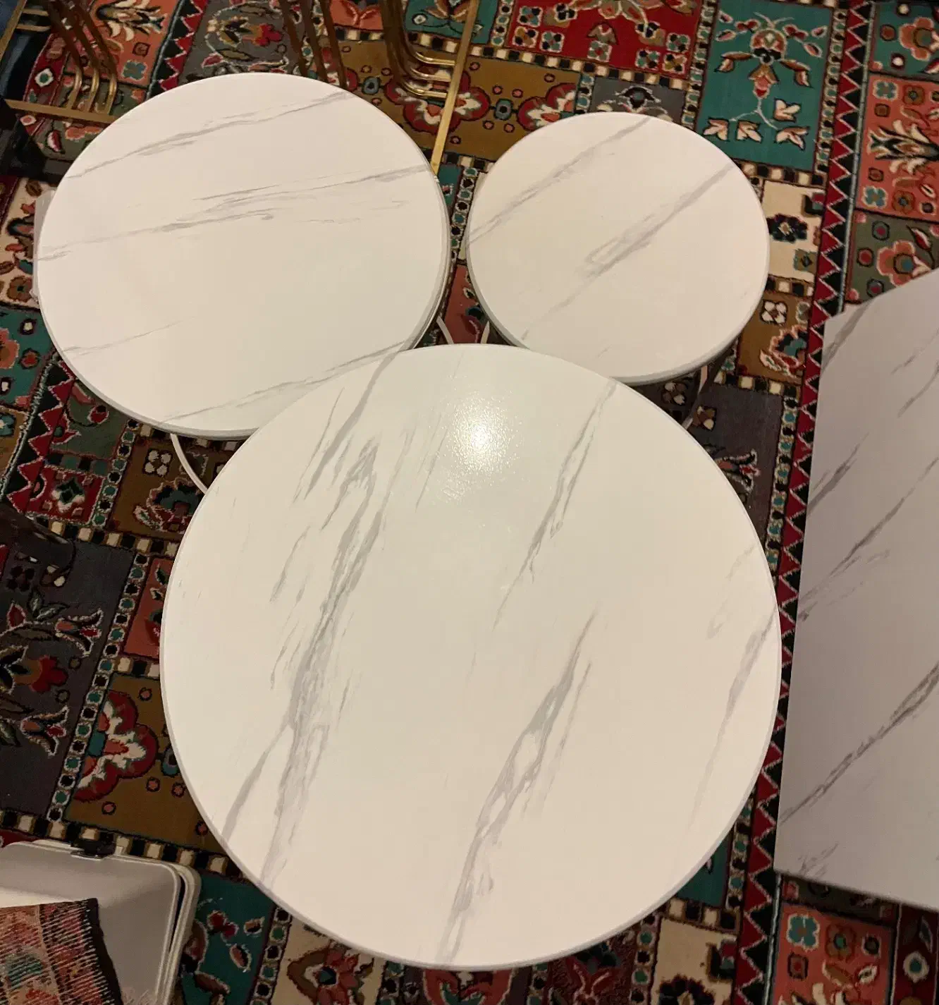 عسلی|مبلمان خانگی و میز عسلی|اراک, |دیوار
