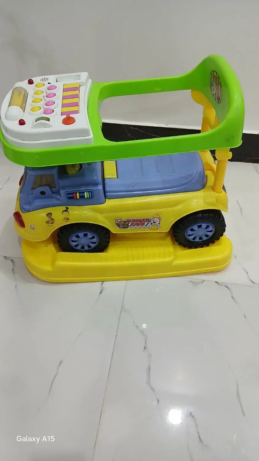 ماشین کودک|اسباب‌بازی بچه|قشم, |دیوار