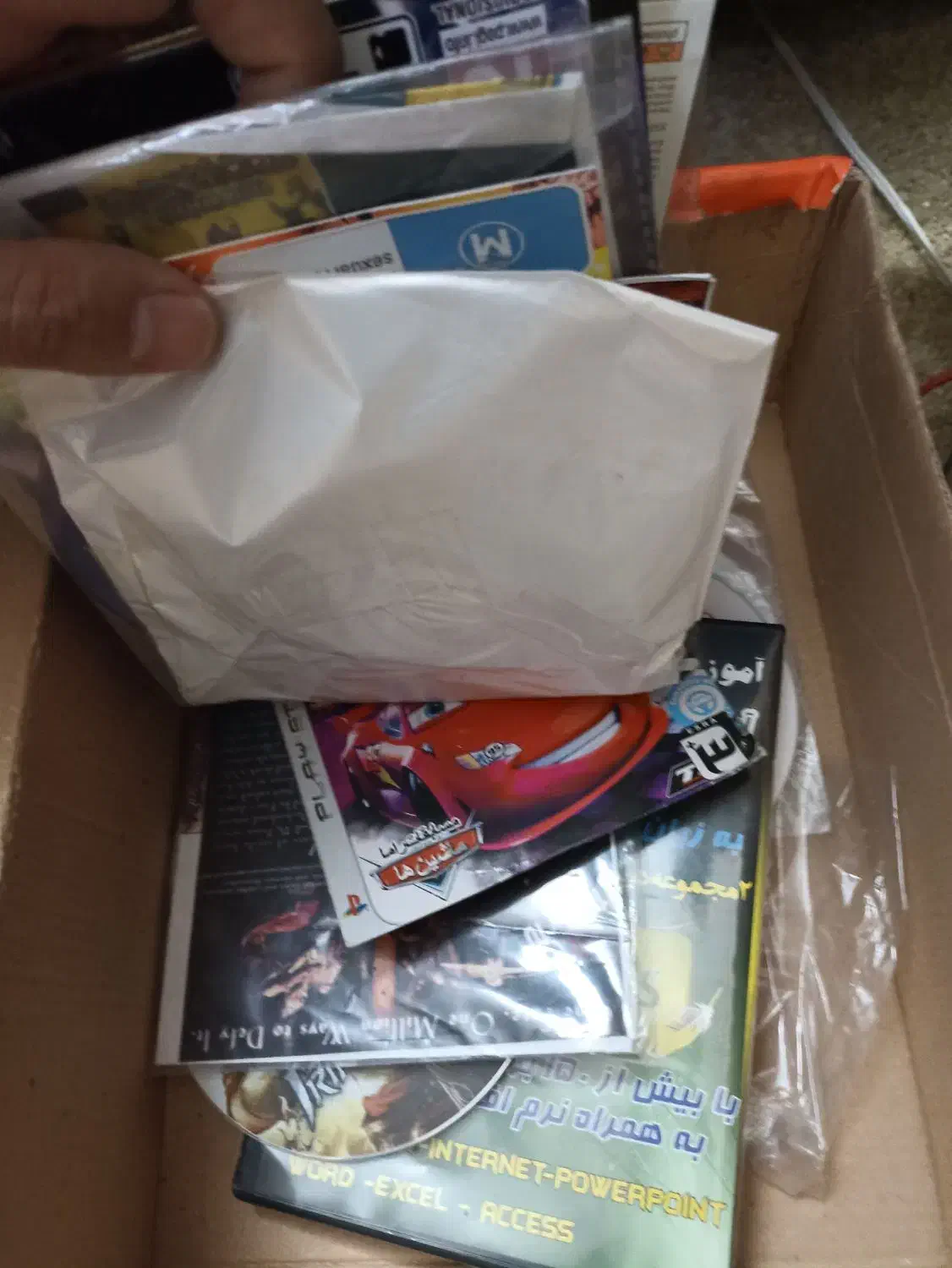 سی دی بازی و نرم افزار کامپیوتر|کنسول، بازی ویدئویی و آنلاین|نیشابور, هفده شهریور|دیوار