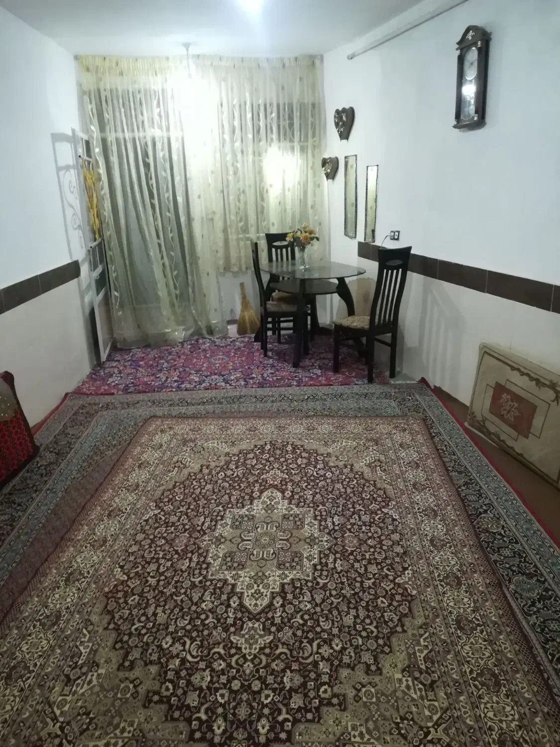 خانه اجاره‌ای روزنانه هفتگی ماهانه|اجارهٔ کوتاه‌مدت آپارتمان و سوئیت|تاکستان, |دیوار