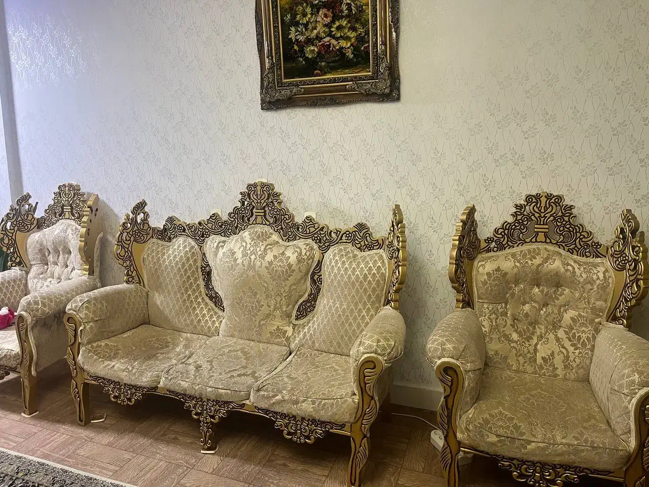 مبل سلطنتی|مبلمان خانگی و میز عسلی|سنندج, |دیوار