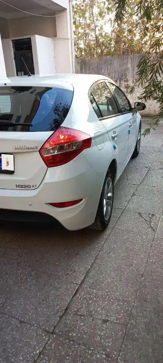 برلیانس۳۲۰ اتومات مدل۹۷|خودرو سواری و وانت|رودسر, |دیوار