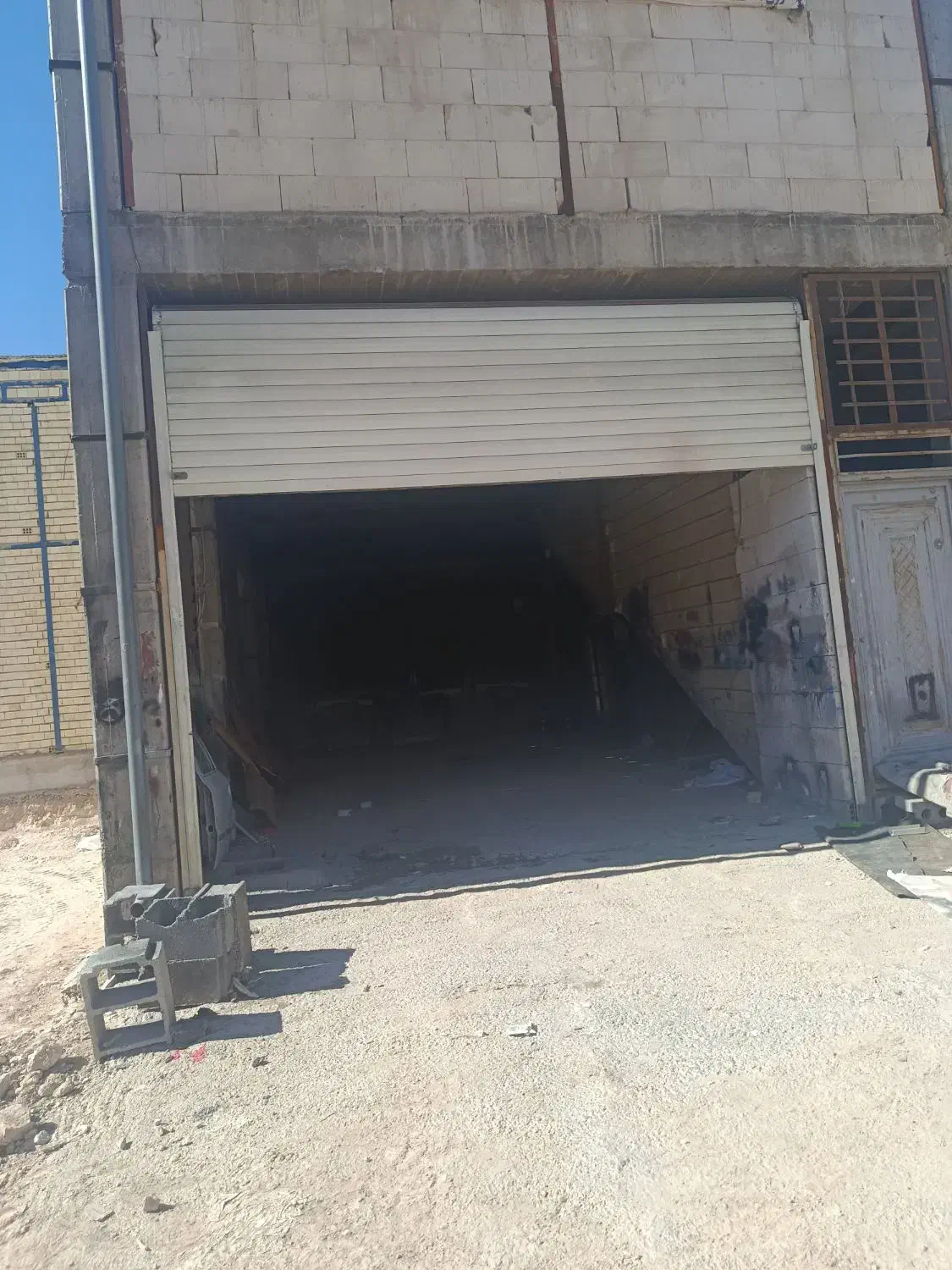 رهن و اجاره|اجارهٔ مغازه و غرفه|بروجن, |دیوار