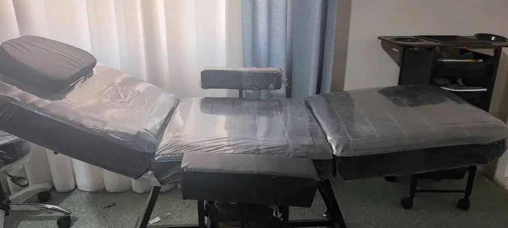 صندلی اصلاح و آیینه کنسول.صندلی تخت شو|آرایشگاه و سالنهای زیبایی|اهواز, پردیس|دیوار