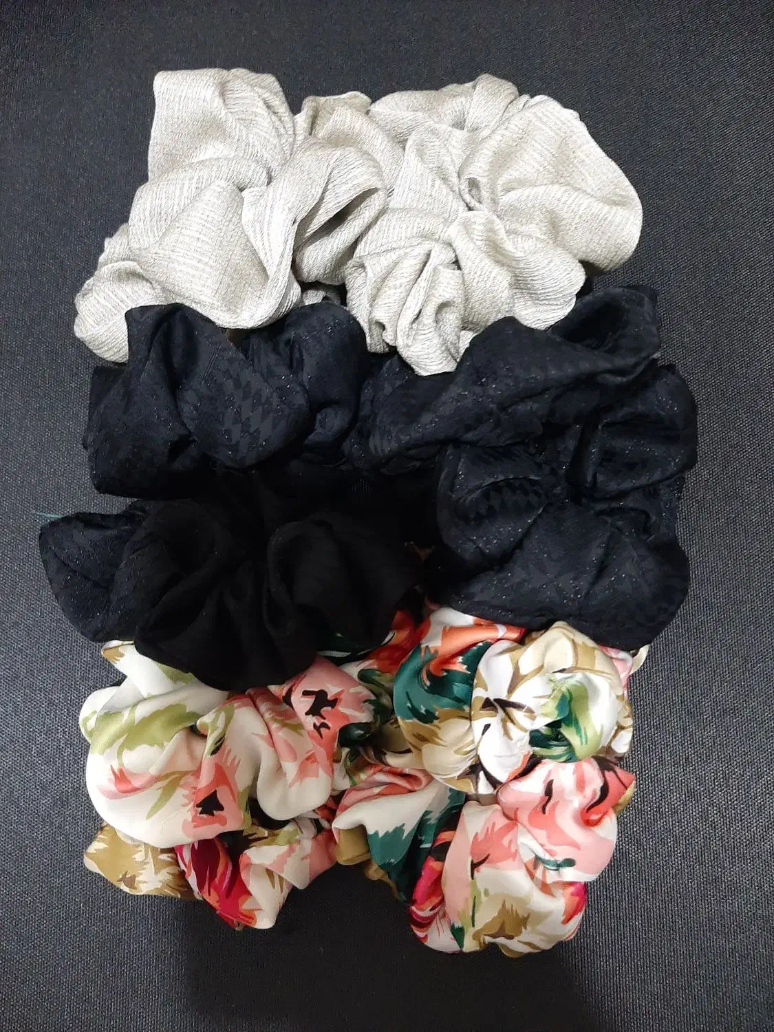 کش مو اسکرانچی هدیه روز دانش آموز جوایز مدرسه|زیورآلات و اکسسوری|قم, سالاریه|دیوار