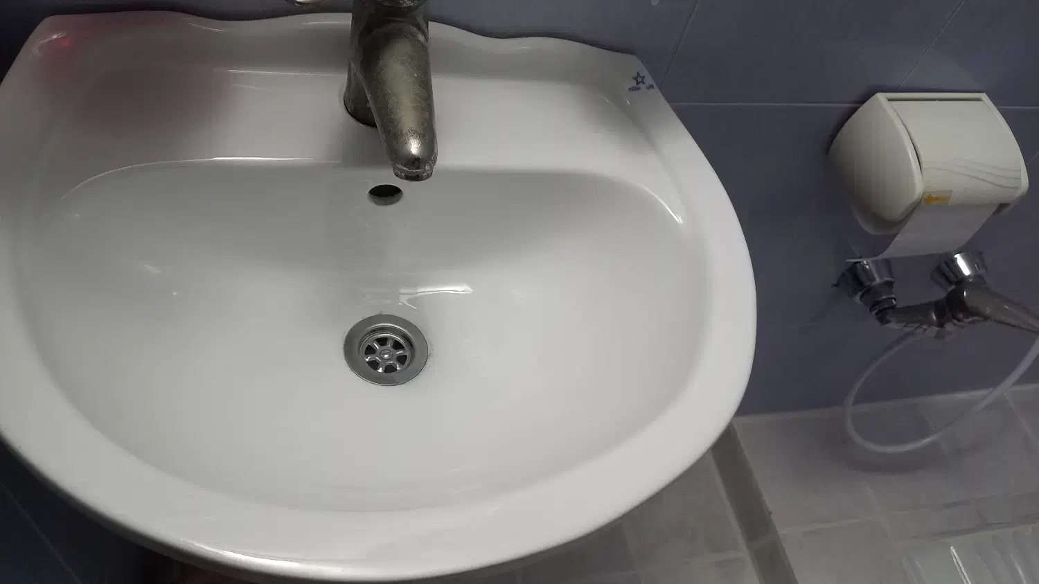 روشویی|لوازم سرویس بهداشتی|خمینی‌شهر, |دیوار