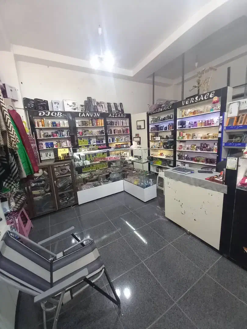 فروش مغازه ۲۵ متری در پاساژ نامور با اجناس مغازه|فروش مغازه و غرفه|خسروشاه, |دیوار