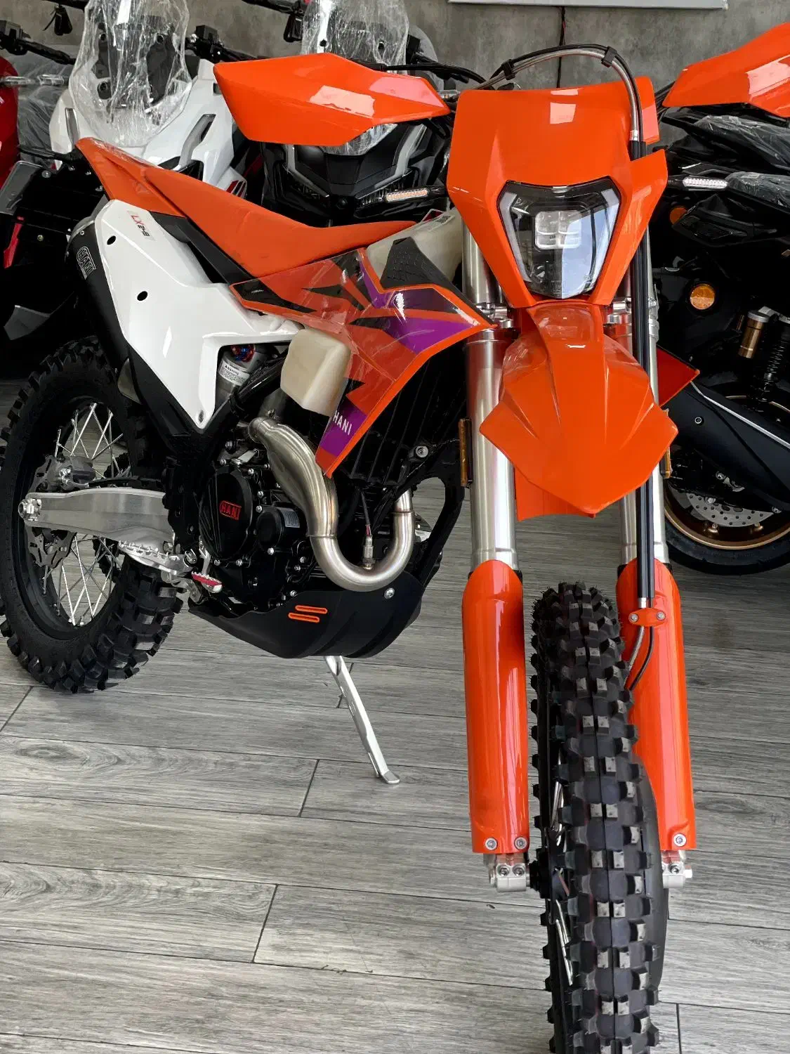 تریل LX250 اقساط بدون سود|موتورسیکلت|تهران, استاد معین|دیوار