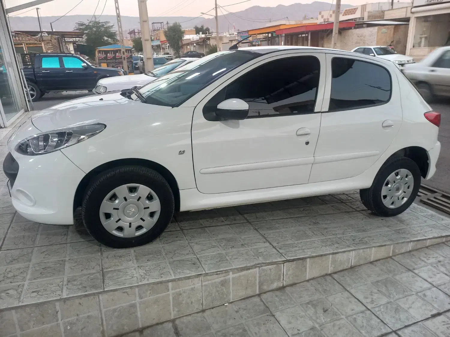 پژو 207 تیپ 5 مدل 1402|خودرو سواری و وانت|دهلران, |دیوار