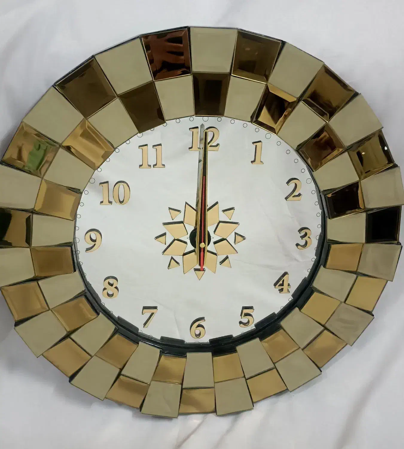 ساعت و قاب آینه|صنایع دستی و سایر لوازم تزئینی|مشهد, مصلی (کارمندان اول)|دیوار