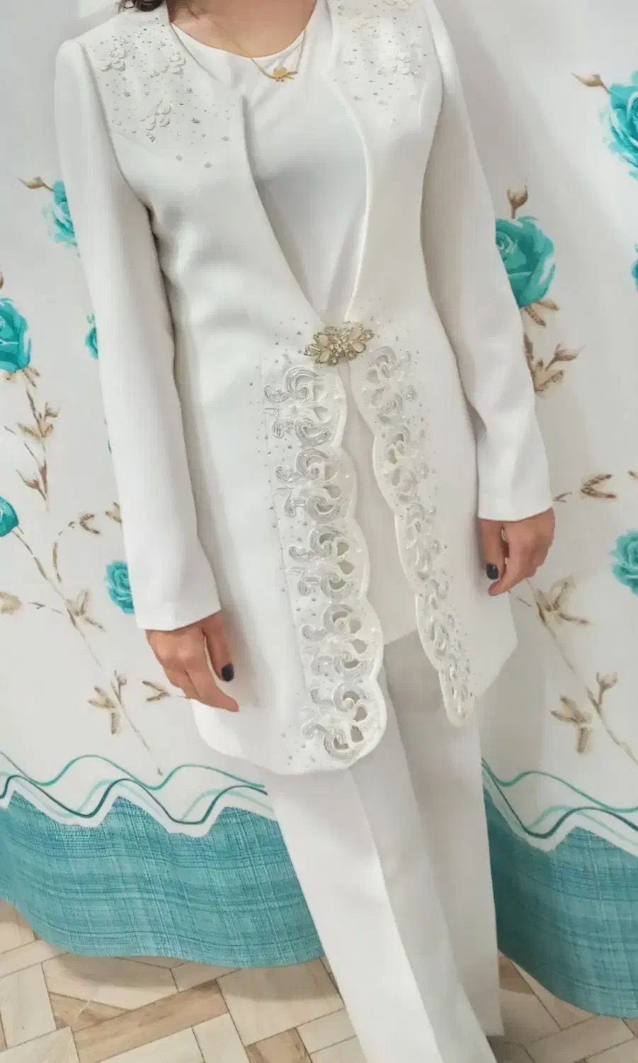 لباس مجلسی.لباس عروس تنه خورتمام لباس ها۱بار|لباس|بروجن, |دیوار